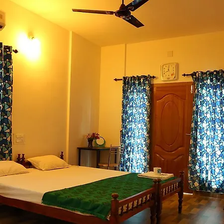 Heather Home Stay Kochi Room photo