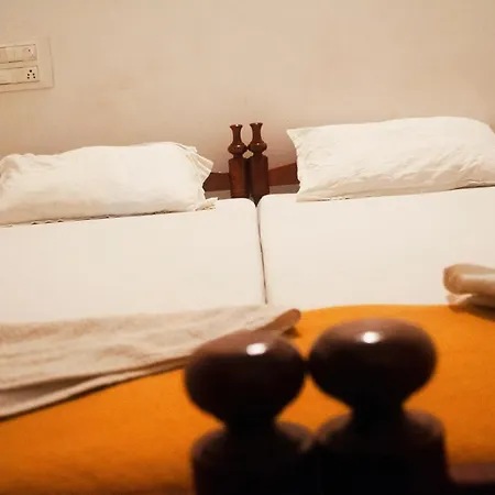 Heather Home Stay Kochi Exterior photo